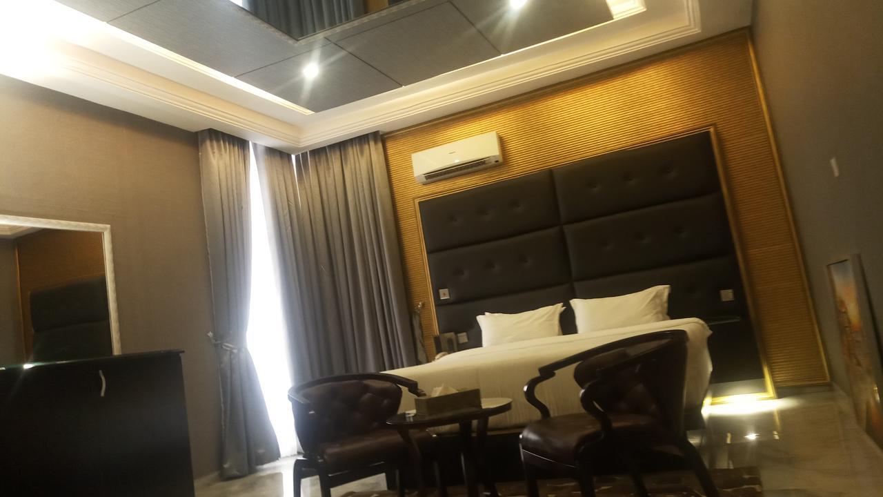 Westbrook Hotel Owerri Ngoại thất bức ảnh