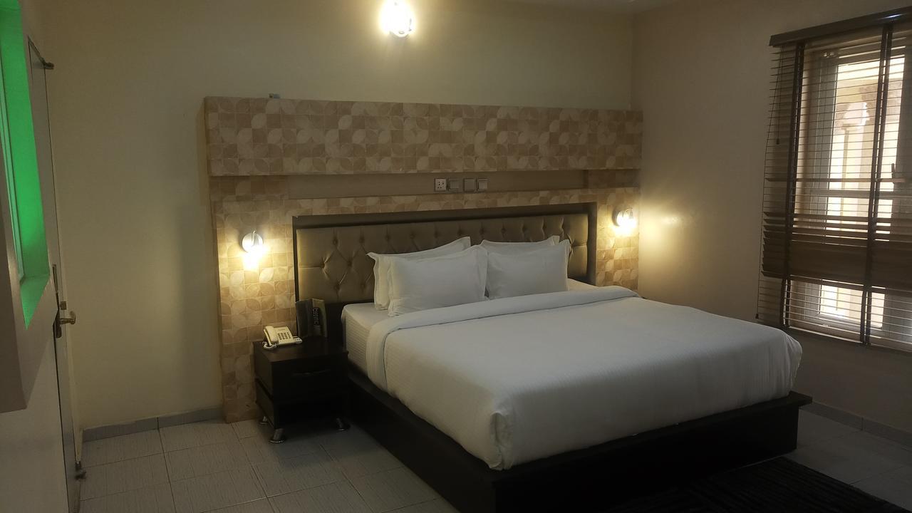 Westbrook Hotel Owerri Ngoại thất bức ảnh